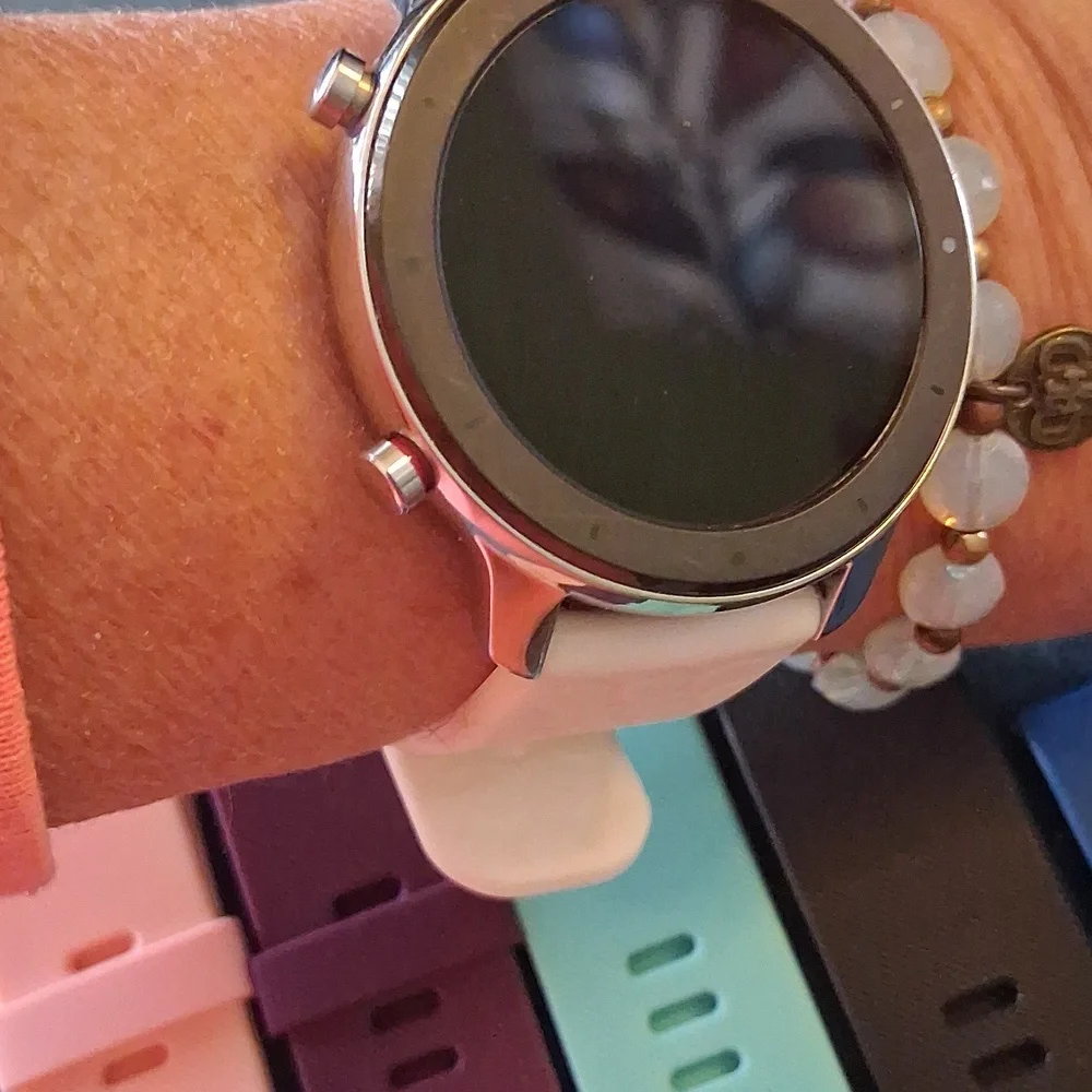 Amazfit GTS Smartwatch with Interchangeable Bands